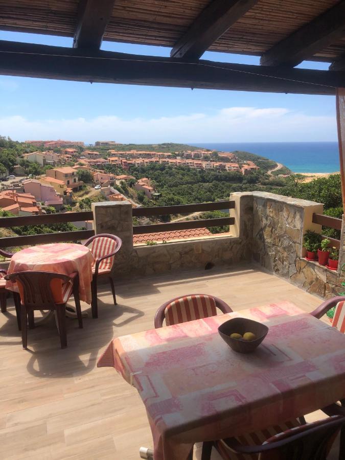 Sardegna-Ferienwohnung Mit Emotionale Meeres Blick Torre dei Corsari Bagian luar foto